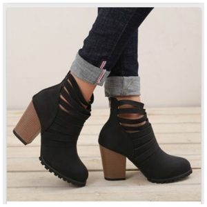 Boutique Faux Leather Layered Cut Heeled Ankle Boot w/Zip NEW